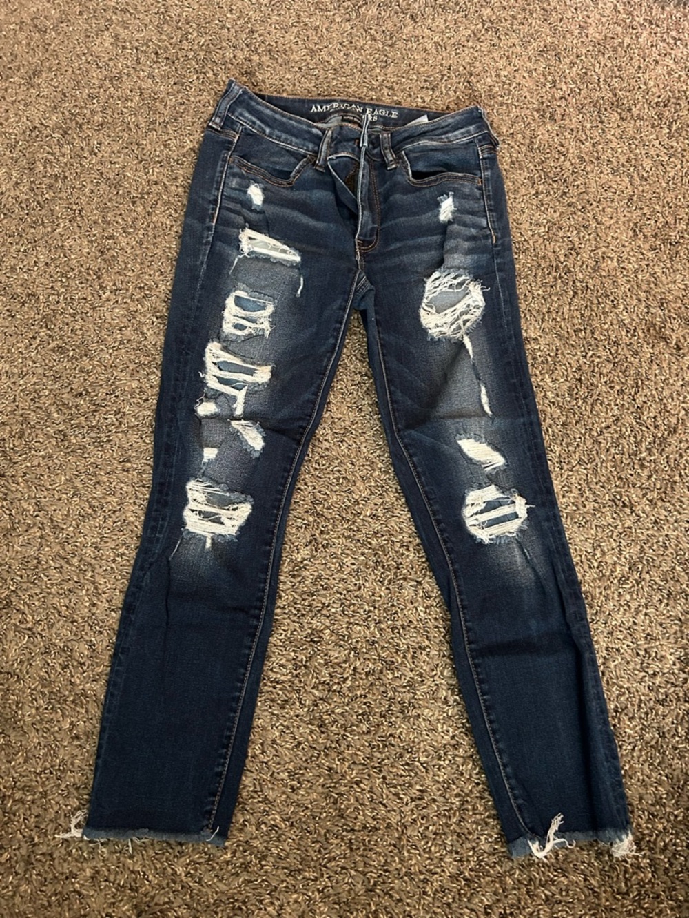 American Eagle Outfitters Women’s Dark Blue Distressed Crop Jeggings